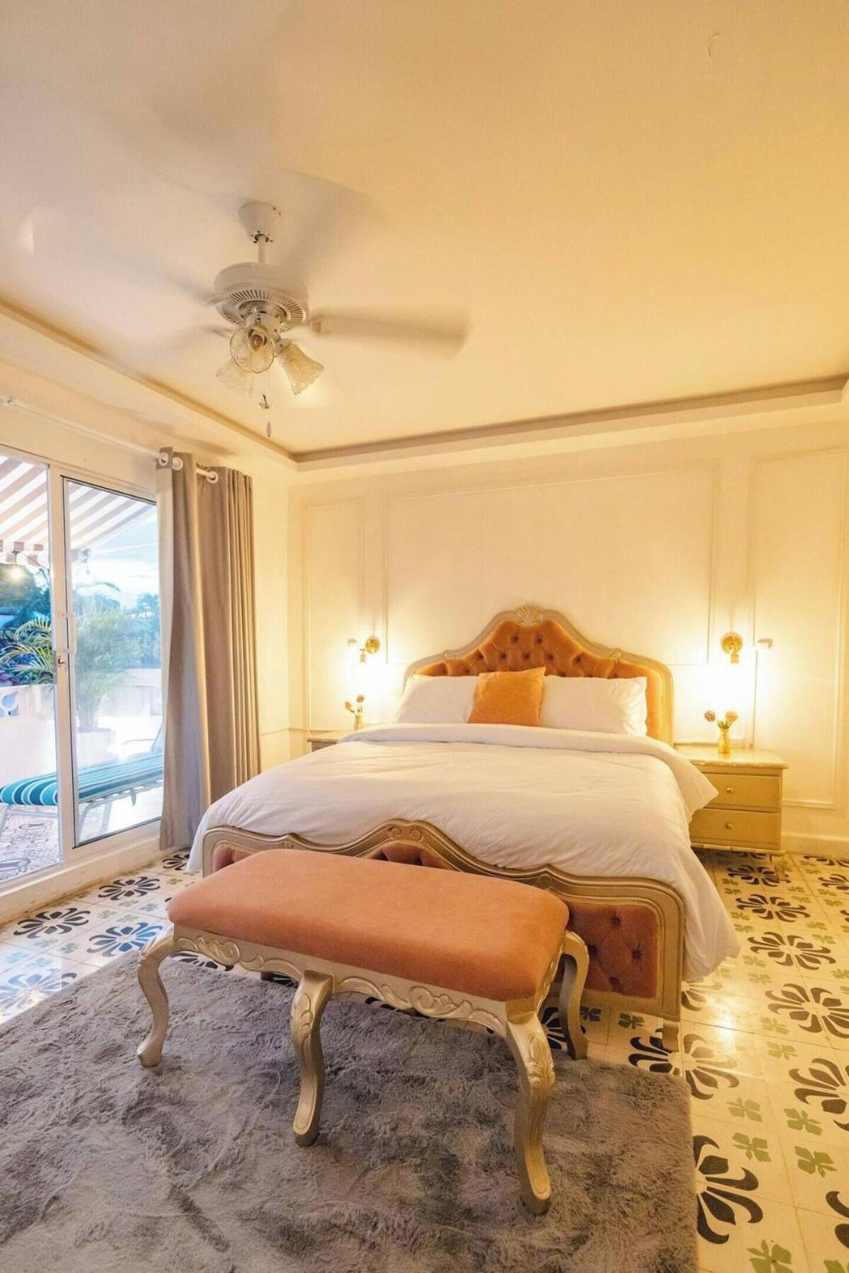 Cassa Hadasa * Cartagena